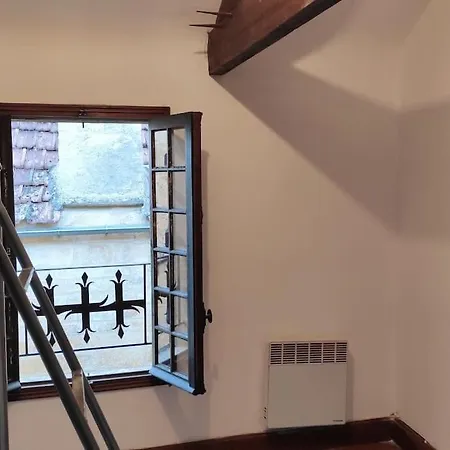 Duplex Avec Cour Au Coeur De La Cité Médiévale. * Gourdon